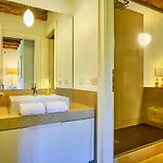 Relais Corte Guastalla 컨트리하우스 *
