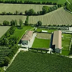 Relais Corte Guastalla 컨트리하우스