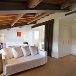 Relais Corte Guastalla 컨트리하우스 소나