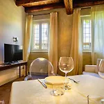 Relais Corte Guastalla カントリーハウス