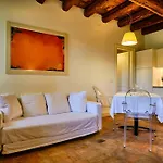 Relais Corte Guastalla カントリーハウス *
