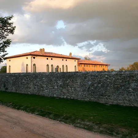 Relais Corte Guastalla Hétvégi ház Sona