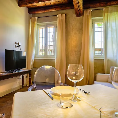 Relais Corte Guastalla 컨트리하우스