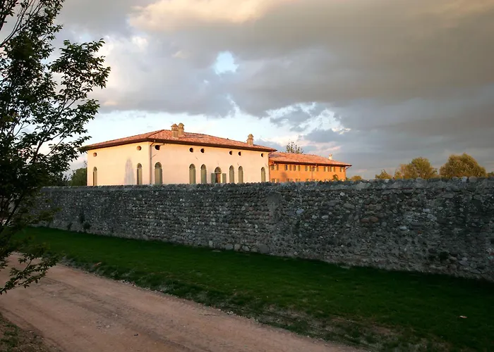 Relais Corte Guastalla Hétvégi ház Sona