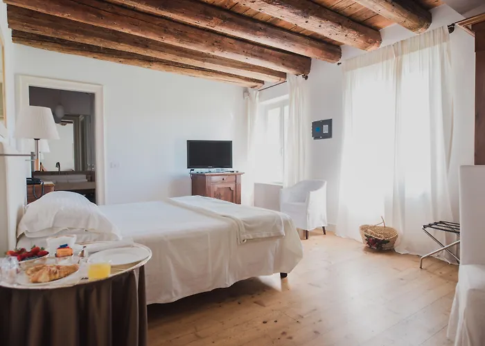 Hétvégi ház Relais Corte Guastalla Sona