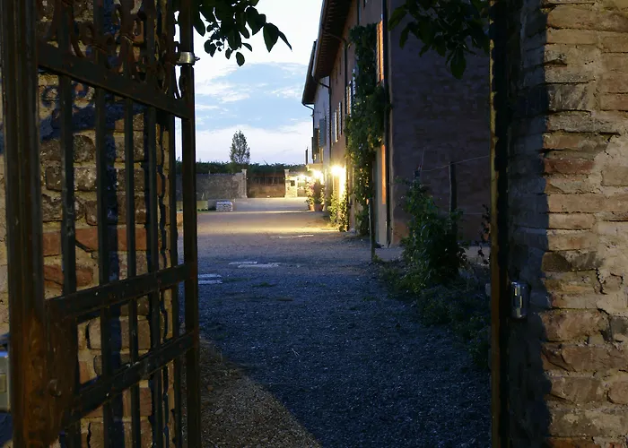 Hétvégi ház Relais Corte Guastalla Sona