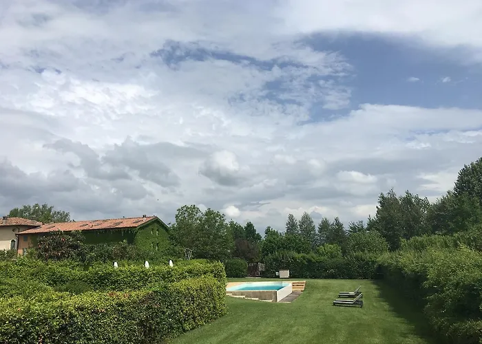 Hétvégi ház Relais Corte Guastalla Sona